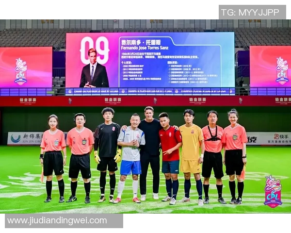 如何与足球明星合影拍出既自然又有创意的照片技巧分享 如何与足球明星合影拍出既自然又有创意的照片技巧分享